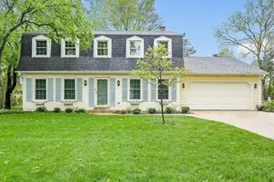 2S560 Seneca Dr, Wheaton, IL 60189 - Photo 1