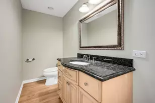 2S560 Seneca Dr, Wheaton, IL 60189 - Photo 19