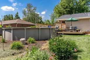 4870 Fielding Rd, Rockford, IL 61102 - Photo 9