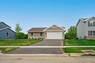 3764 Scarlet Oak Dr, Rockford, IL 61109 - Photo 17