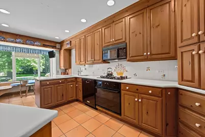 220 Shadowood Lane, Northfield, IL 60093 - Photo 19