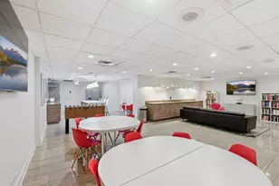 1221 N Dearborn St, Chicago, IL 60610 - Photo 17