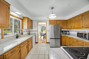 2307 Flossmoor Rd, Flossmoor, IL 60422 - Photo 7
