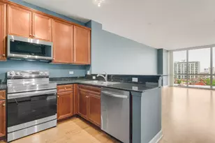 1901 S Calumet Ave, Chicago, IL 60616 - Photo 7