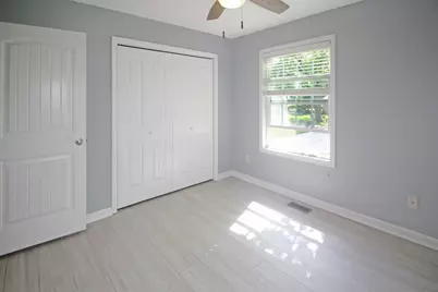 402 S McLean Street, Hudson, IL 61748 - Photo 17