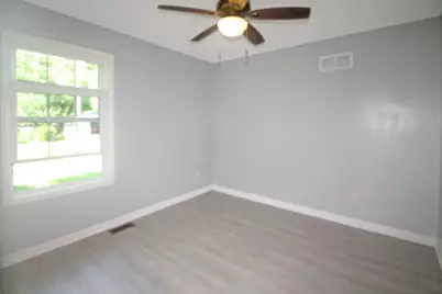 402 S McLean Street, Hudson, IL 61748 - Photo 15