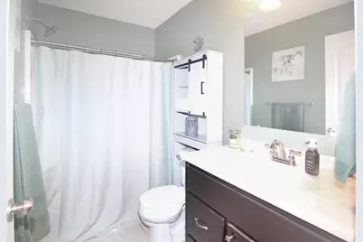 402 S McLean Street, Hudson, IL 61748 - Photo 23