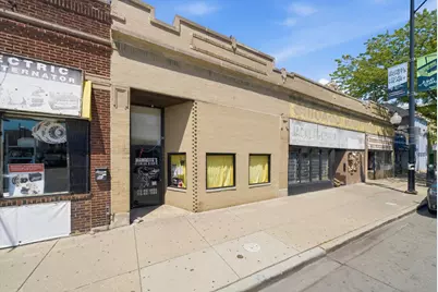 3348 W Montrose Avenue, Chicago, IL 60618 - Photo 1