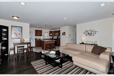 533 Bobby Lane, Mundelein, IL 60060 - Photo 11
