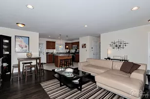 533 Bobby Ln, Mundelein, IL 60060 - Photo 11