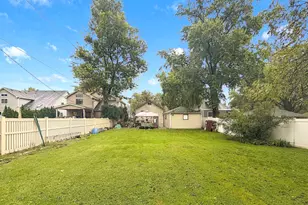 458 S Harvard Ave, Villa Park, IL 60181 - Photo 23