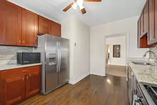 3615 N Sawyer Ave, Chicago, IL 60618 - Photo 11