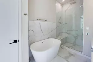 5320 N Moody Ave, Chicago, IL 60630 - Photo 21