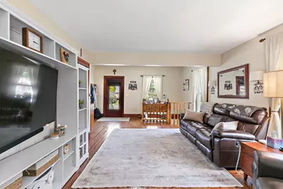 270 S Melrose Avenue, Elgin, IL 60123 - Photo 9