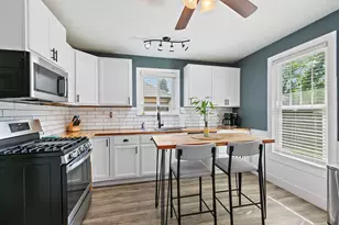 270 S Melrose Ave, Elgin, IL 60123 - Photo 11