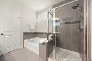 2231 Lundquist Dr, Aurora, IL 60503 - Photo 13