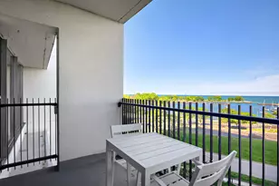 3200 N Lake Shore Dr, Chicago, IL 60657 - Photo 21