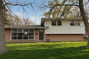 19050 John Ave, Country Club Hills, IL 60478 - Photo 3