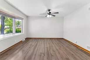 3327 D Hutchison Ave, Joliet, IL 60431 - Photo 11