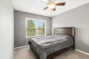 476 Windham Cove Dr, Crystal Lake, IL 60014 - Photo 23