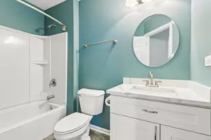 476 Windham Cove Dr, Crystal Lake, IL 60014 - Photo 25