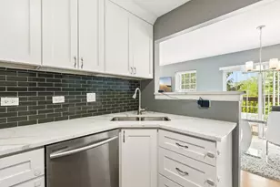 476 Windham Cove Dr, Crystal Lake, IL 60014 - Photo 13