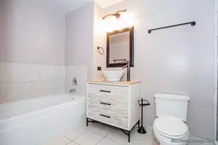 41 E 8th St, Chicago, IL 60605 - Photo 11