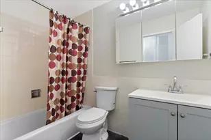6171 N Sheridan Rd, Chicago, IL 60660 - Photo 11