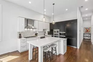 1536 W Walton St, Chicago, IL 60642 - Photo 5