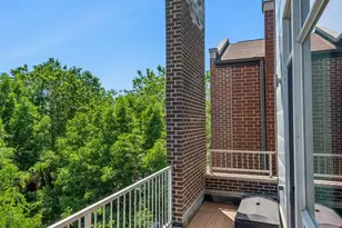 1536 W Walton St, Chicago, IL 60642 - Photo 9
