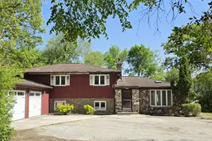 5787 N Clifford Ave, Chicago, IL 60646 - Photo 3