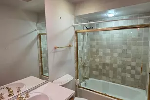 5787 N Clifford Ave, Chicago, IL 60646 - Photo 25
