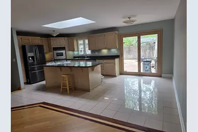 5787 N Clifford Avenue, Chicago, IL 60646 - Photo 11