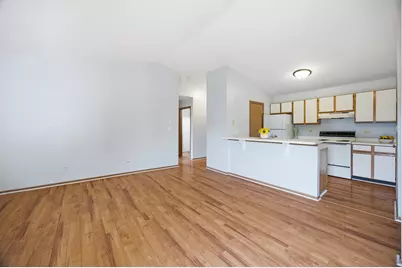 4404 W Shamrock Lane #3B, McHenry, IL 60050 - Photo 3