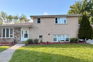 12118 W Somerset Rd, Orland Park, IL 60467 - Photo 1