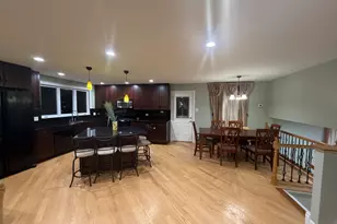 12118 W Somerset Rd, Orland Park, IL 60467 - Photo 5
