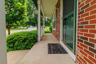 21537 Vesper St, Crest Hill, IL 60403 - Photo 3