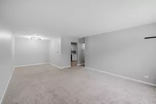 2600 Brookwood Way Dr, Rolling Meadows, IL 60008 - Photo 9