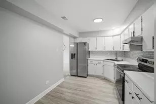 2600 Brookwood Way Dr, Rolling Meadows, IL 60008 - Photo 5