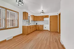 8242 S Damen Ave, Chicago, IL 60620 - Photo 11