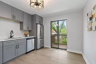 2013 Post Oak Pl, Schaumburg, IL 60173 - Photo 7