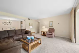 5300 Walnut Ave, Downers Grove, IL 60515 - Photo 7