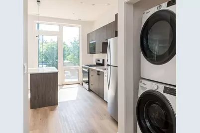 224 S Ashland Avenue #207, Chicago, IL 60607 - Photo 9