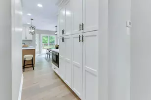967 W Bauer Rd, Naperville, IL 60563 - Photo 17