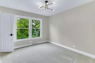 967 W Bauer Rd, Naperville, IL 60563 - Photo 29