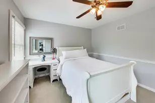 2115 Hitching Post Ln, Schaumburg, IL 60194 - Photo 23