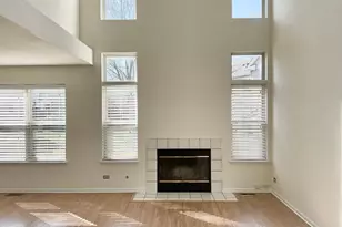 1561 E Baronet Ln, Palatine, IL 60074 - Photo 5
