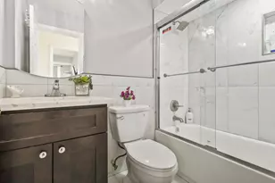 2130 Country Club Dr, Woodridge, IL 60517 - Photo 17