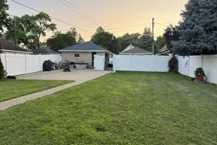 1315 N Broadway St, Joliet, IL 60435 - Photo 13