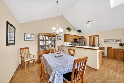 171 Canterbury Court #171, Bloomingdale, IL 60108 - Photo 7